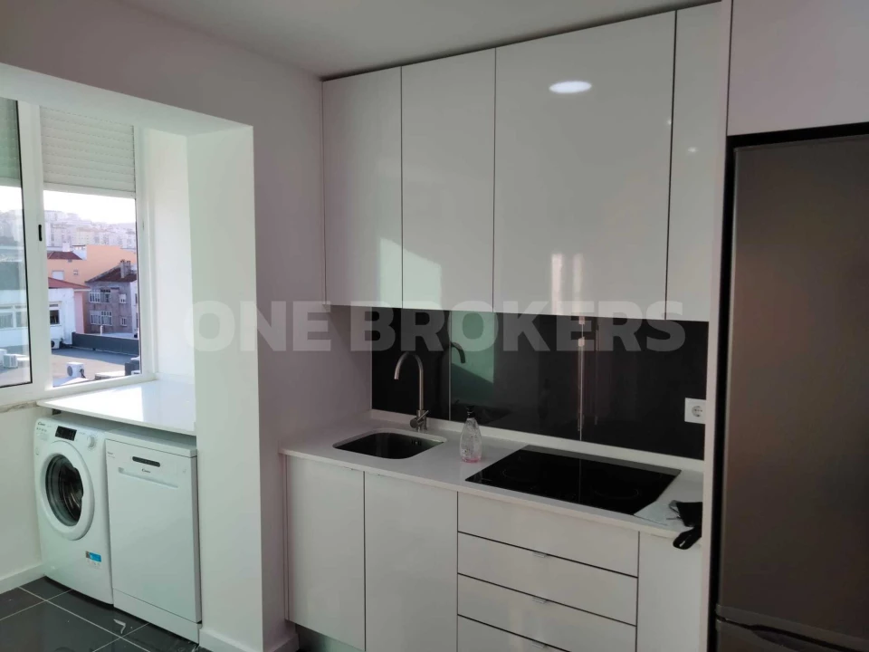 Apartamento T1 para Venda em Águas Livres Foto 4