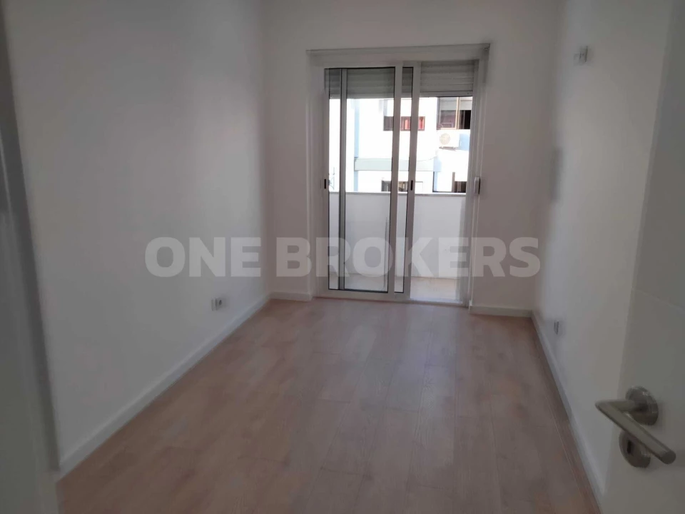 Apartamento T1 para Venda em Águas Livres Foto 18