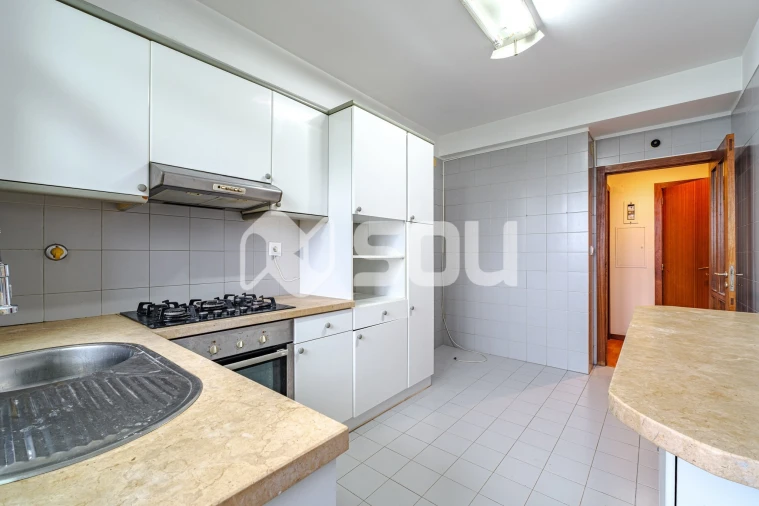 Apartamento T4 para Venda em Gondomar (São Cosme), Valbom e Jovim Foto 11