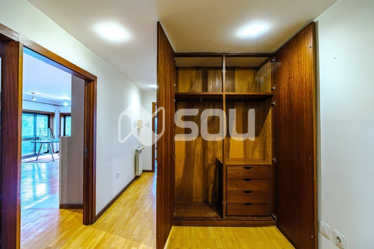 Apartamento T4 para Venda em Gondomar (São Cosme), Valbom e Jovim Foto 13