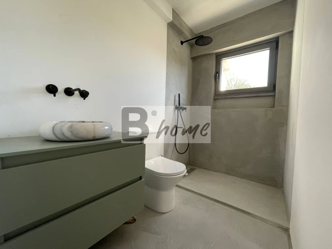 Moradia T4 para Venda em Corroios Foto 5