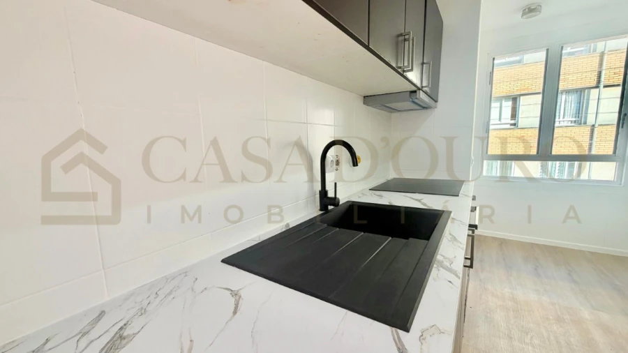 Apartamento T3 para Venda em Baguim do Monte (Rio Tinto) Foto 2