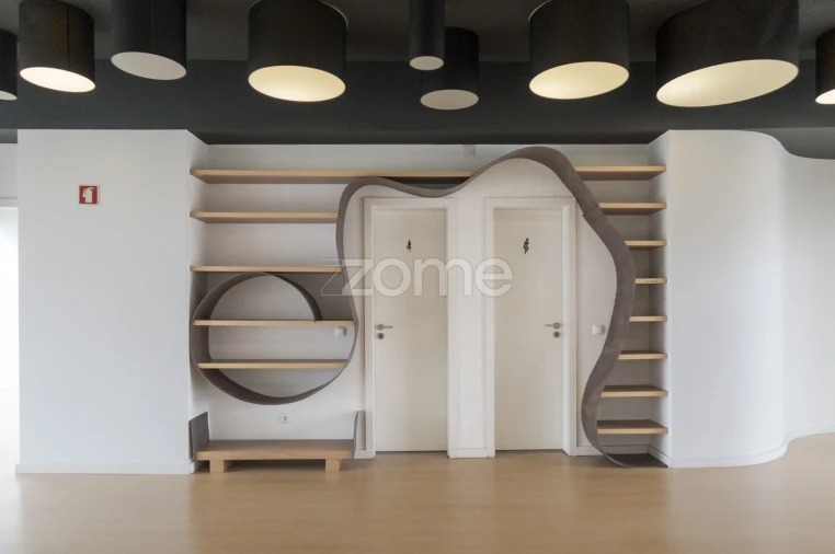 Negócio para Arrendamento em São Mamede de Infesta e Senhora da Hora