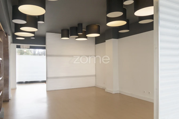 Negócio para Arrendamento em São Mamede de Infesta e Senhora da Hora Foto 3