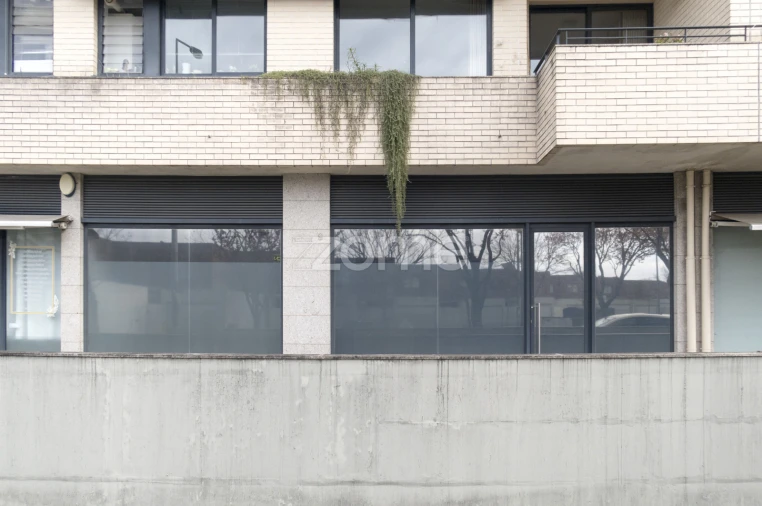Negócio para Arrendamento em São Mamede de Infesta e Senhora da Hora Foto 23