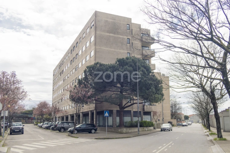 Negócio para Arrendamento em São Mamede de Infesta e Senhora da Hora Foto 27