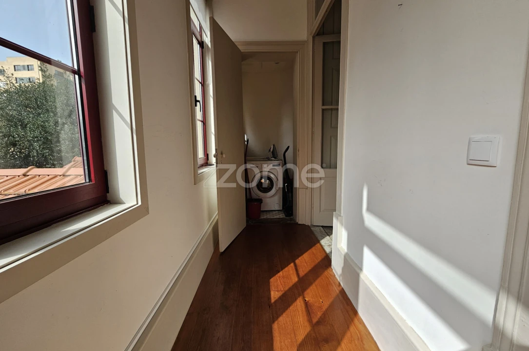 Moradia T4 para Venda em Paranhos Foto 29