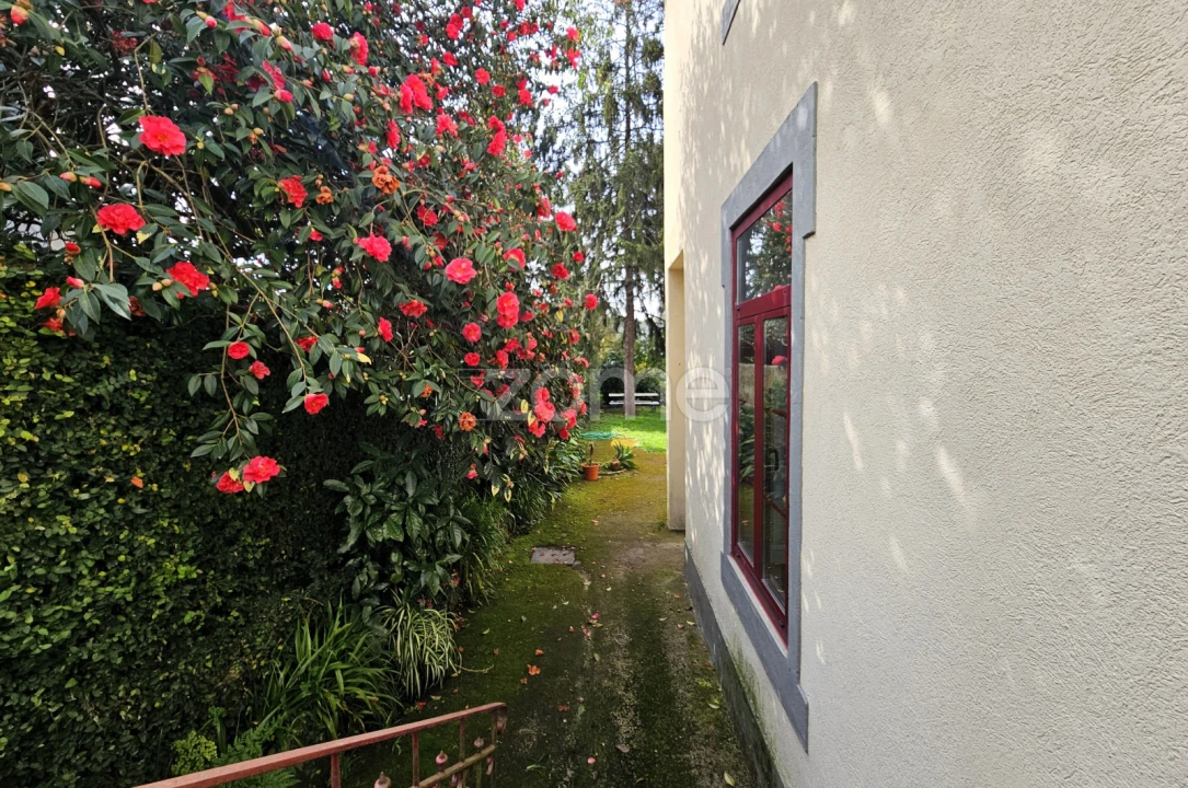 Moradia T4 para Venda em Paranhos Foto 5