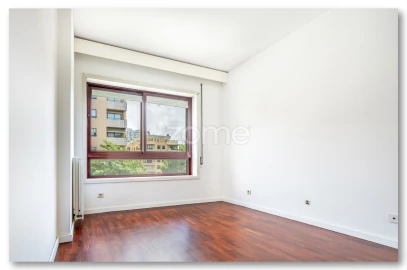 Apartamento T2 para Arrendamento em Ramalde