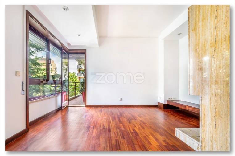 Apartamento T2 para Arrendamento em Ramalde Foto 11