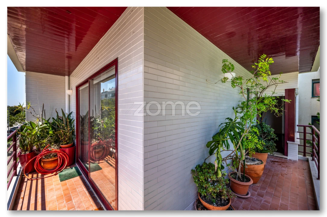 Apartamento T2 para Arrendamento em Ramalde Foto 14