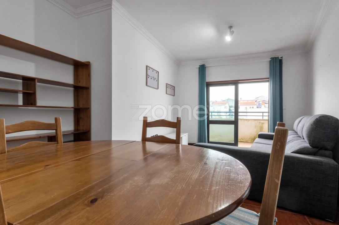 Apartamento T1 para Arrendamento em Pedrouços Foto 8