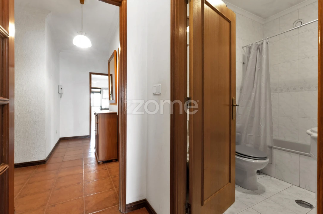 Apartamento T1 para Arrendamento em Pedrouços Foto 17