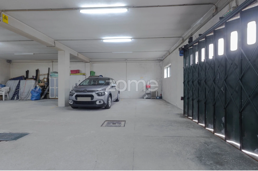 Apartamento T1 para Arrendamento em Pedrouços Foto 14