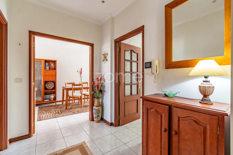 Apartamento T2 para Venda em Canidelo Foto 6