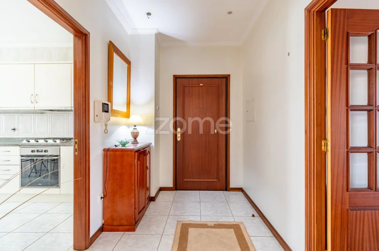 Apartamento T2 para Venda em Canidelo Foto 5