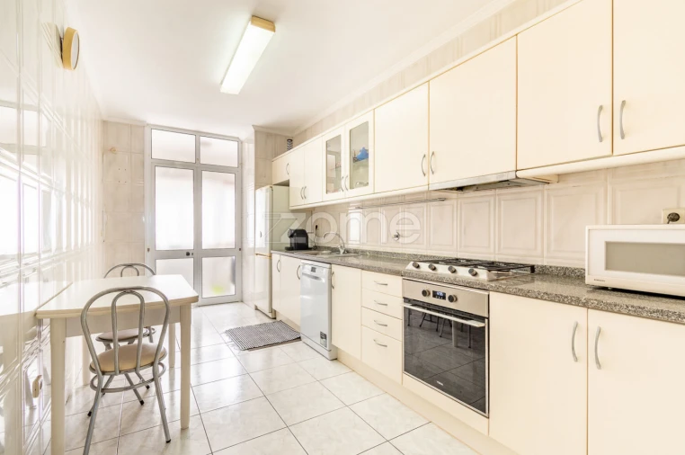 Apartamento T2 para Venda em Canidelo Foto 13