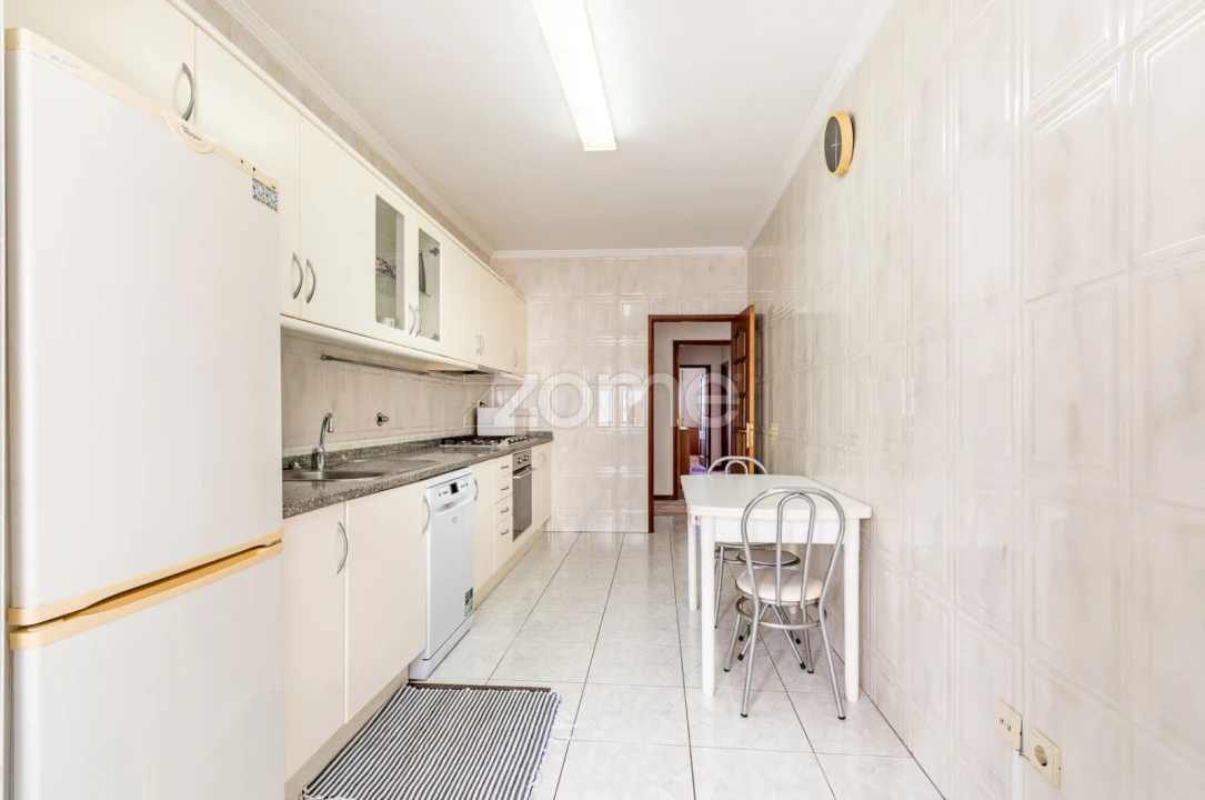 Apartamento T2 para Venda em Canidelo Foto 15