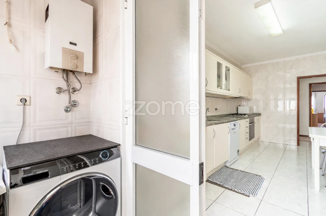 Apartamento T2 para Venda em Canidelo Foto 16