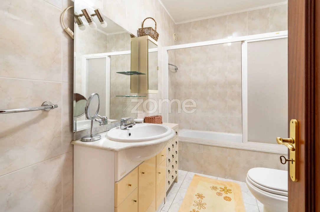 Apartamento T2 para Venda em Canidelo Foto 28