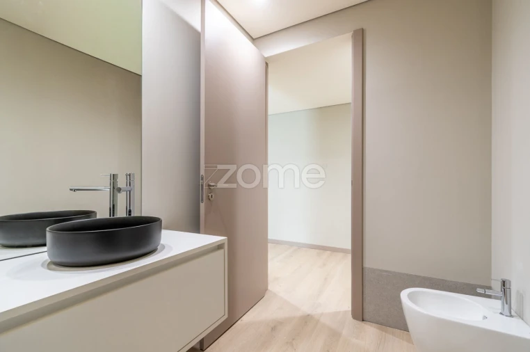 Apartamento T2 para Venda em Mafamude e Vilar do Paraíso Foto 17