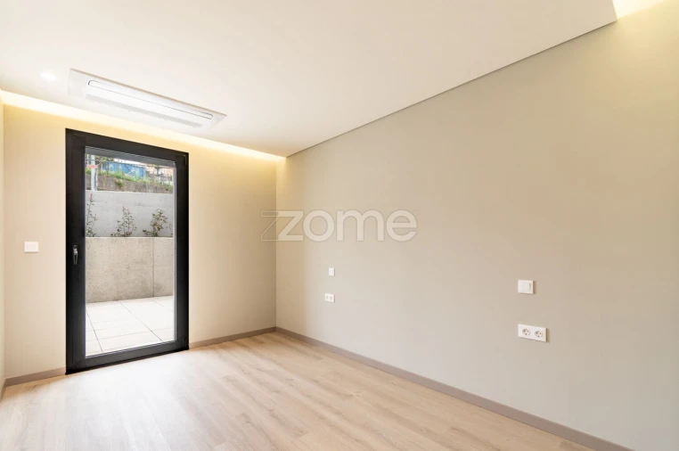 Apartamento T2 para Venda em Mafamude e Vilar do Paraíso Foto 13