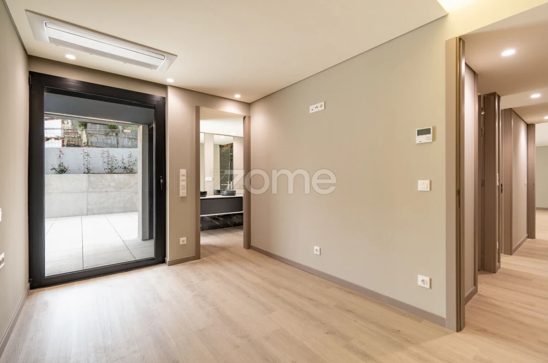 Apartamento T2 para Venda em Mafamude e Vilar do Paraíso Foto 19