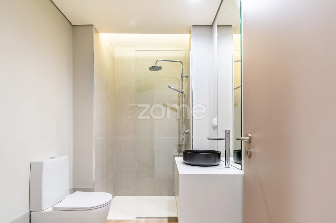 Apartamento T2 para Venda em Mafamude e Vilar do Paraíso Foto 16