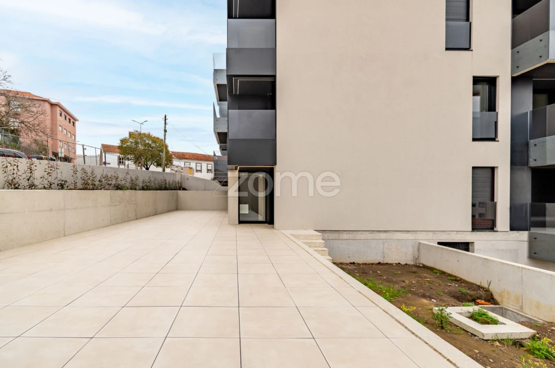 Apartamento T2 para Venda em Mafamude e Vilar do Paraíso Foto 27