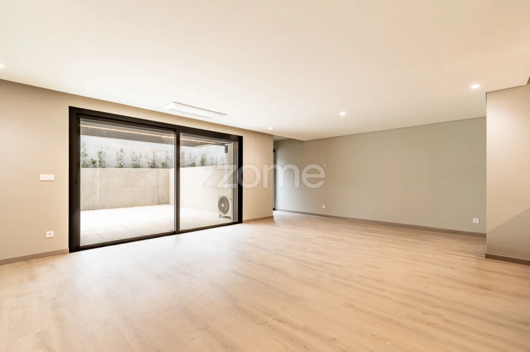 Apartamento T2 para Venda em Mafamude e Vilar do Paraíso Foto 4