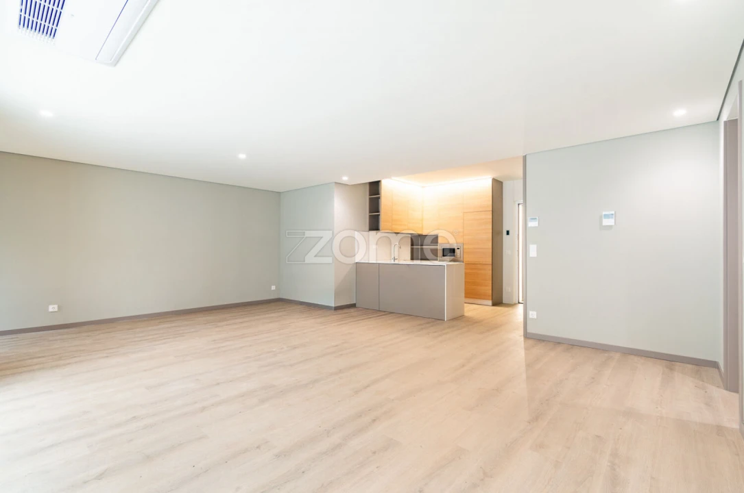 Apartamento T2 para Venda em Mafamude e Vilar do Paraíso Foto 8