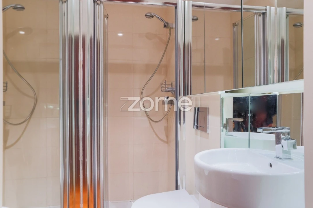 Apartamento T1 para Venda em Cedofeita, Santo Ildefonso, Sé, Miragaia, São Nicolau e Vitória Foto 21