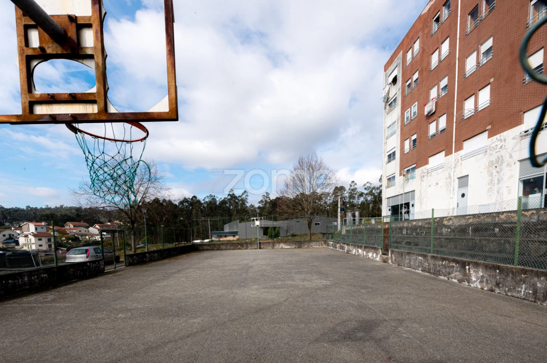 Apartamento T2 para Venda em Campo e Sobrado Foto 4