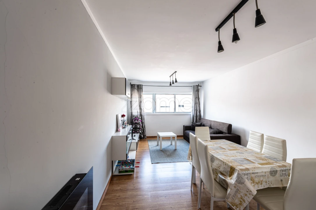 Apartamento T2 para Venda em Campo e Sobrado Foto 10