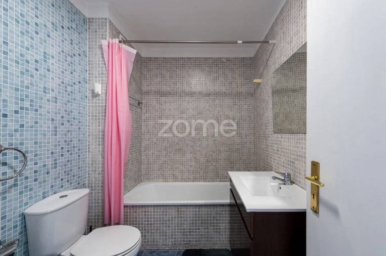 Apartamento T2 para Venda em Campo e Sobrado Foto 16