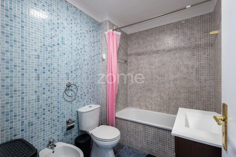 Apartamento T2 para Venda em Campo e Sobrado Foto 17