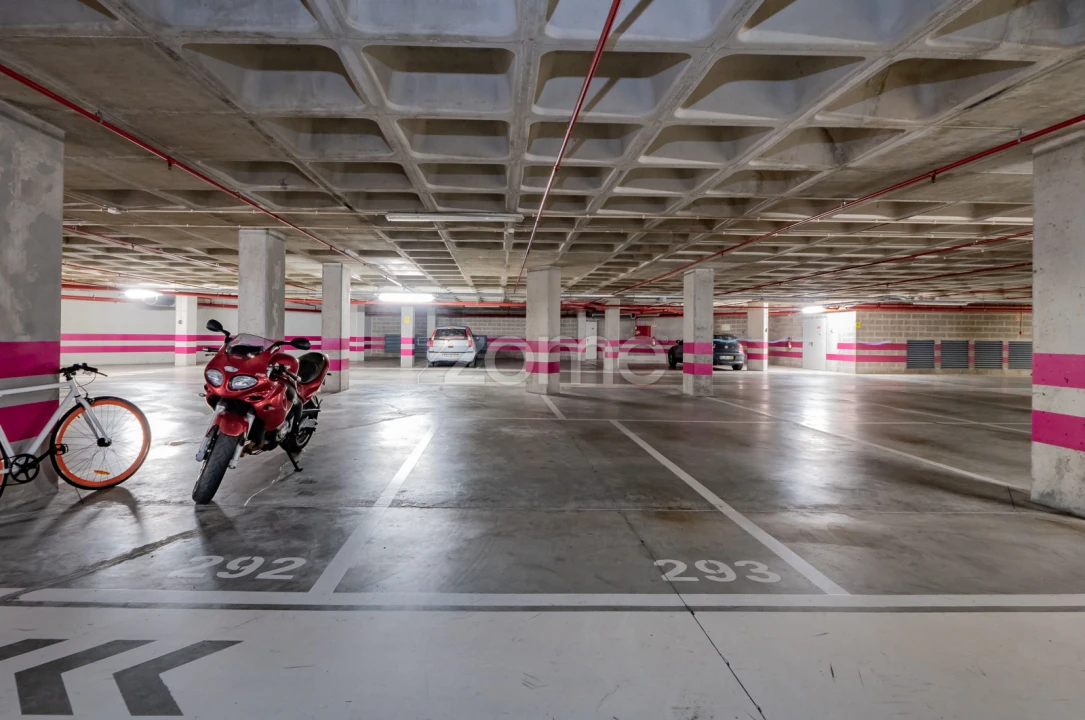 Apartamento T1 para Venda em Parque das Nações Foto 29