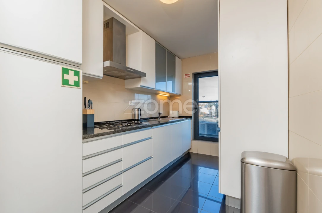 Apartamento T1 para Venda em Parque das Nações Foto 2