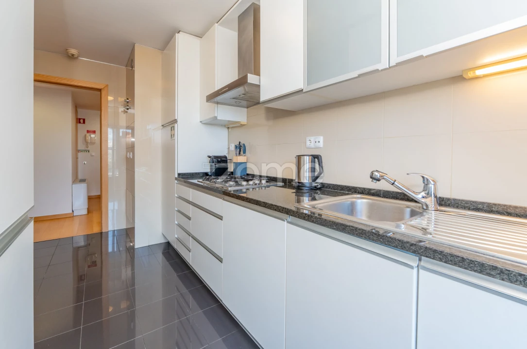 Apartamento T1 para Venda em Parque das Nações Foto 3
