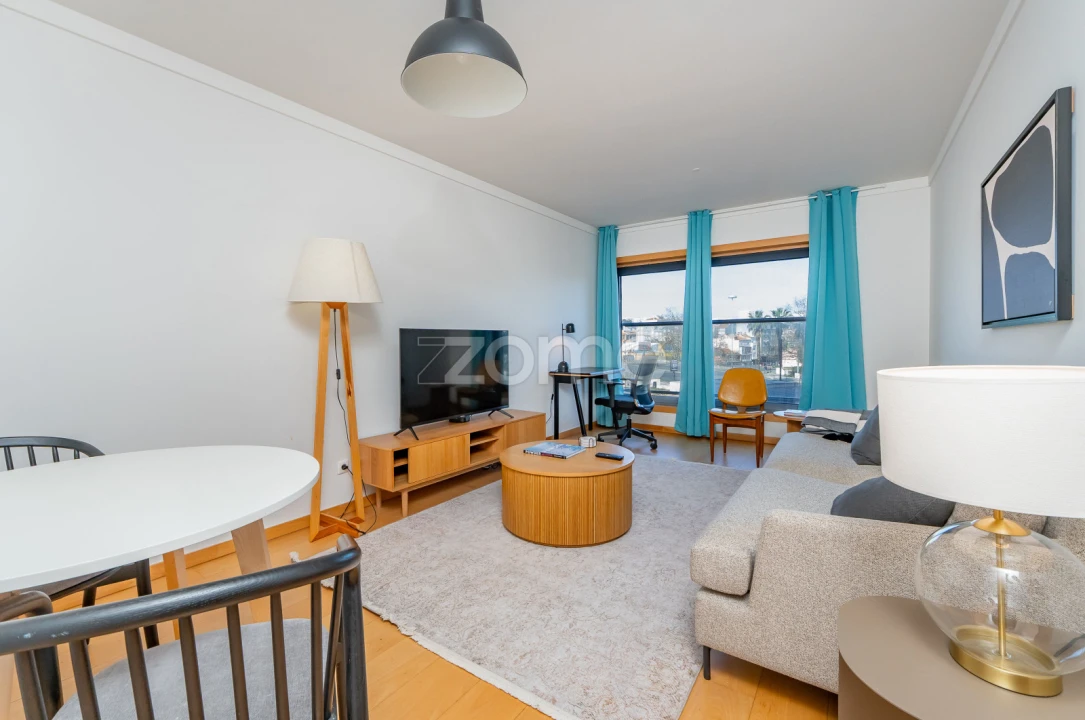 Apartamento T1 para Venda em Parque das Nações Foto 13