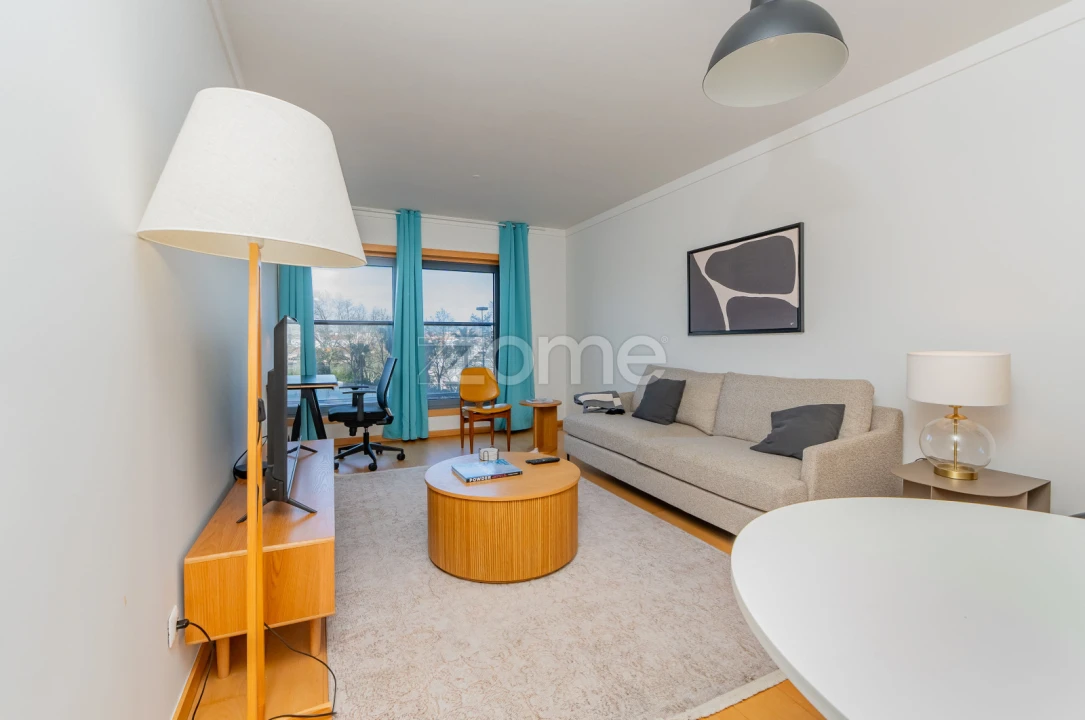 Apartamento T1 para Venda em Parque das Nações Foto 14