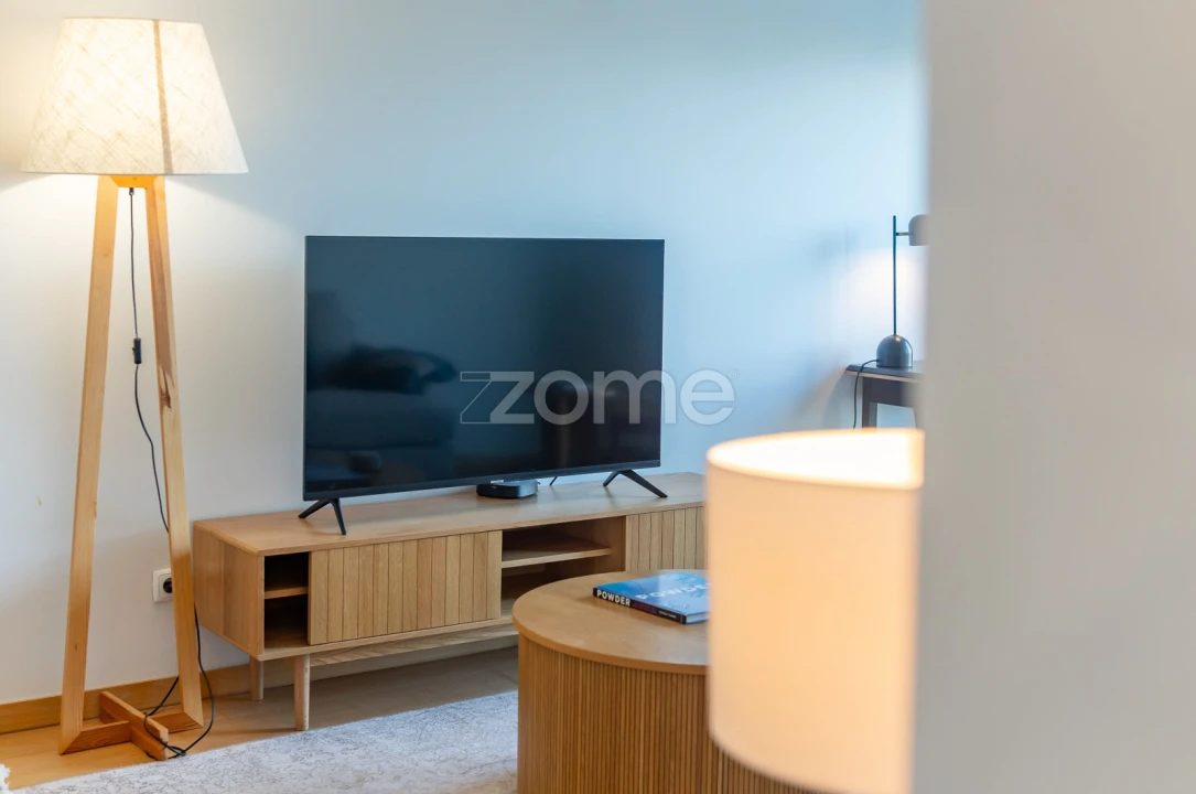 Apartamento T1 para Venda em Parque das Nações Foto 18