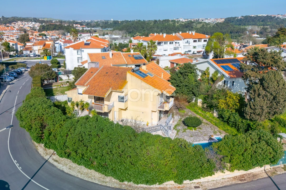 Moradia T6 para Venda em Cascais e Estoril Foto 3