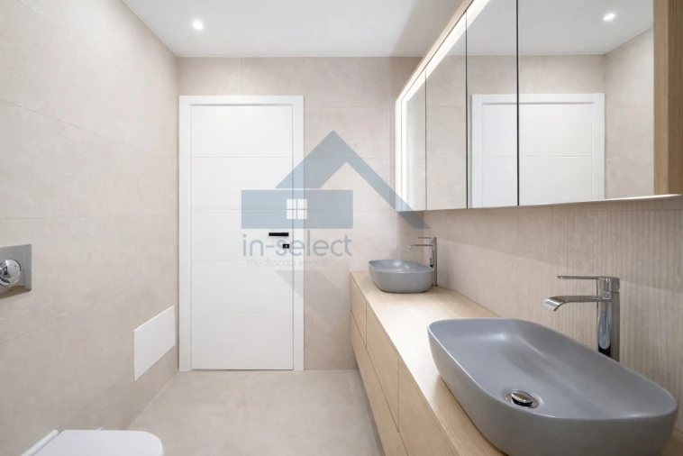 Moradia T3 para Venda em Quelfes Foto 21