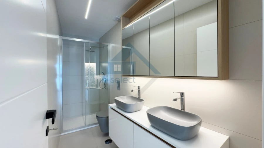 Moradia T3 para Venda em Quelfes Foto 29