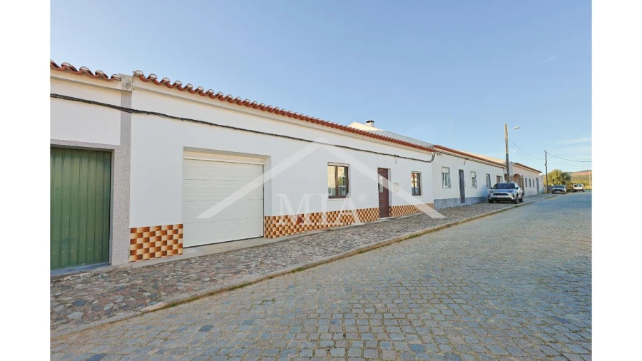 Moradia T2 para Venda em Vidigueira Foto 3