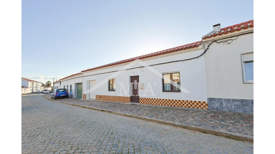 Moradia T2 para Venda em Vidigueira Foto 4