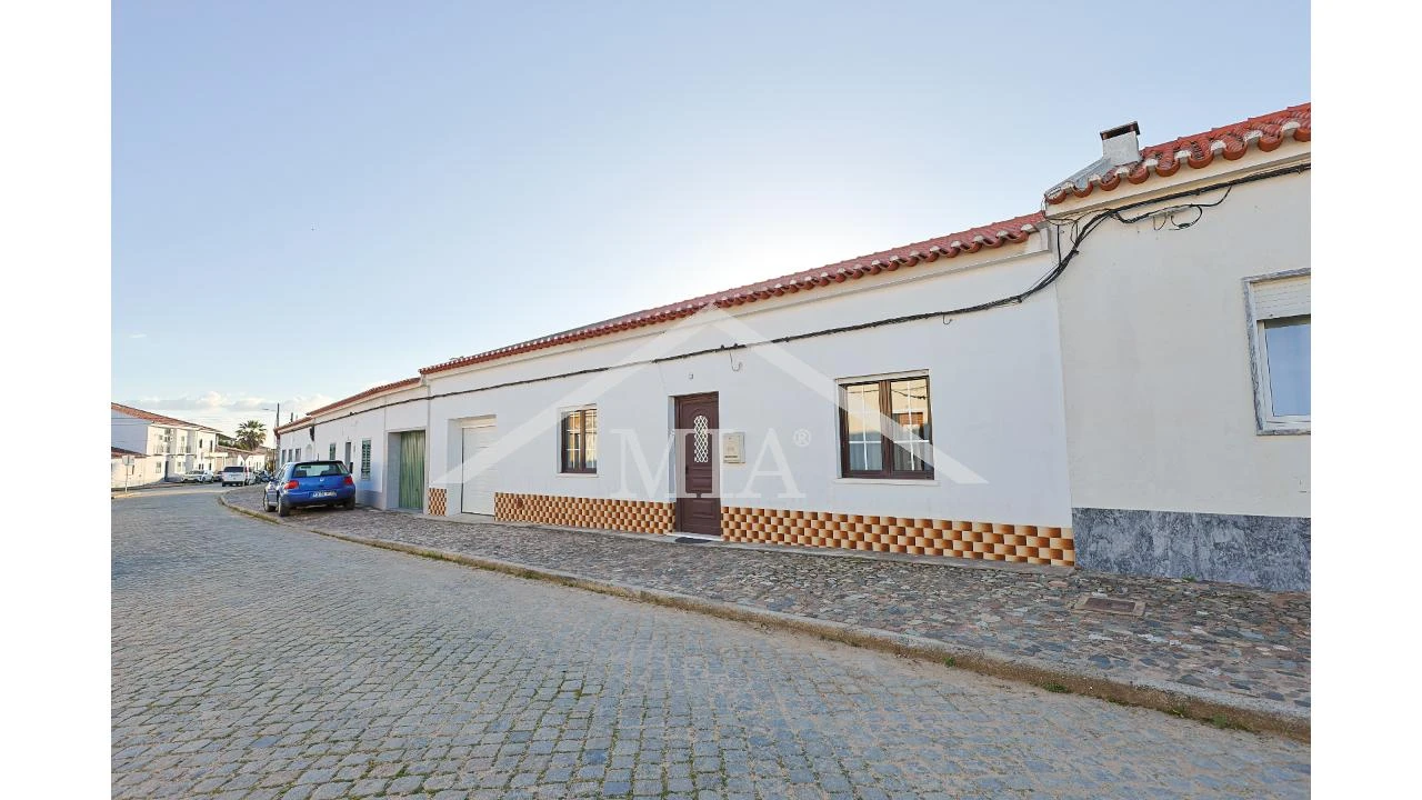 Moradia T2 para Venda em Vidigueira Foto 4