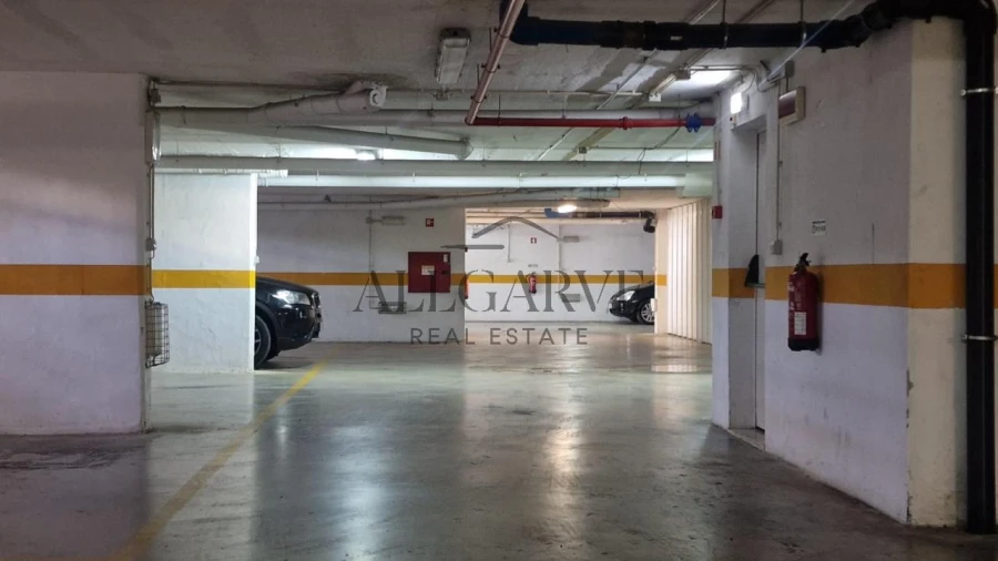 Apartamento T1 para Venda em Portimão Foto 11