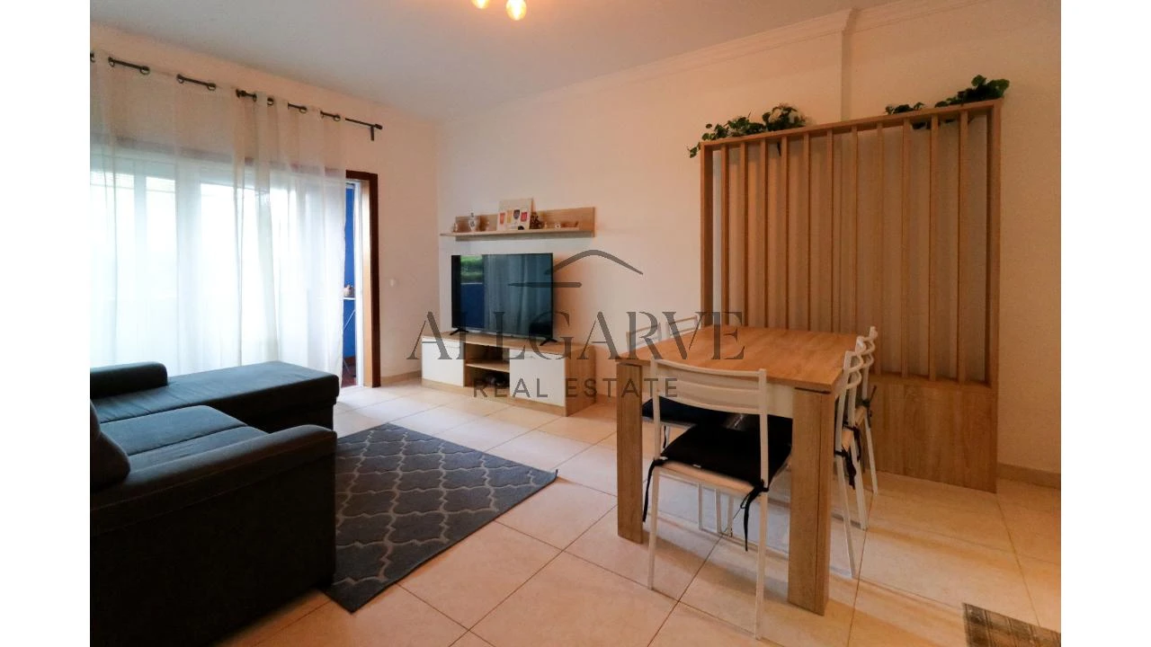 Apartamento T1 para Venda em Portimão Foto 2